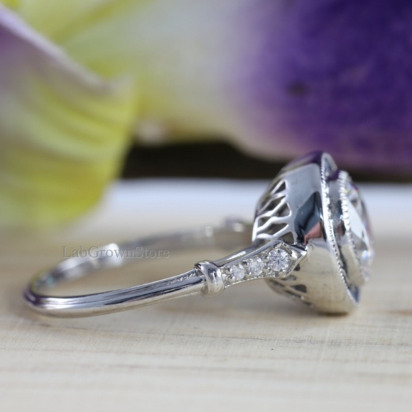 Handmade Art Deco Inspired Diamond and Sapphire Engagement Ring. - Picture 3 of 11